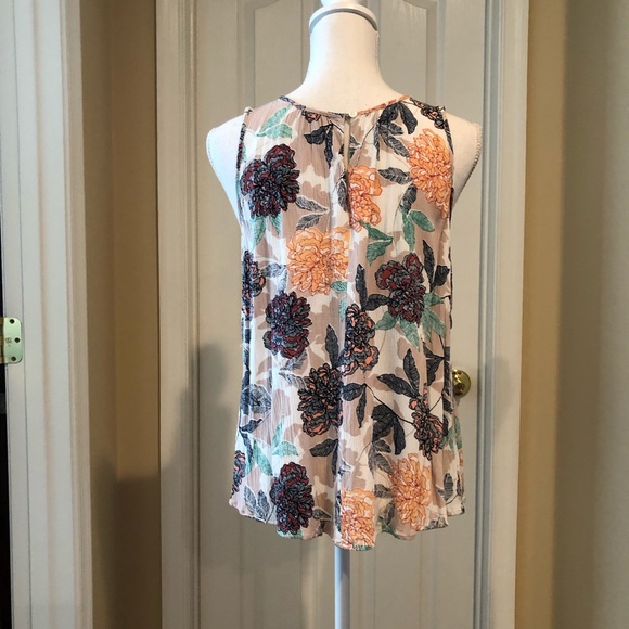 Ann Taylor Top - Picture 3 of 6